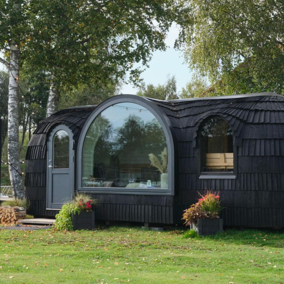 Iglucraft Panoramic Iglusauna Pre-Assembled Two-Room 4-6 Person Luxury Outdoor Sauna w/ Panoramic Window