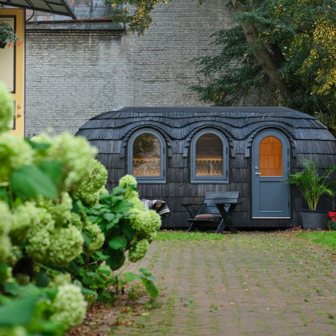 Iglucraft Triple Iglusauna Pre-Assembled Three-Room 4-6 Person Luxury Outdoor Sauna Cabin